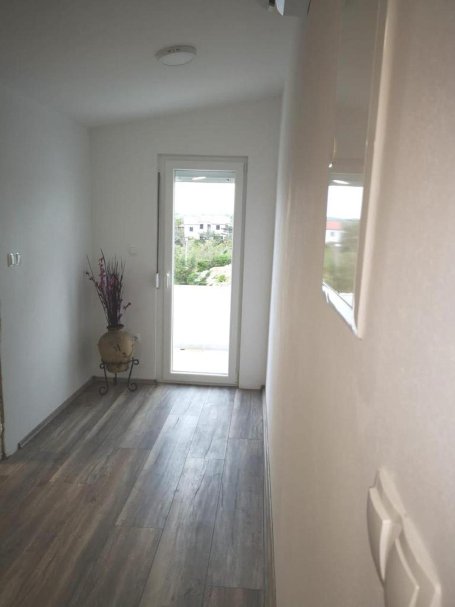 Apartments Tara Ražanac Habitación foto